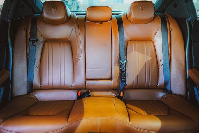 Подержанный Maserati Ghibli III, 3.0 л, 2015 в Дубае от Linda Cars Синий цвет. GCC | AUTO.AE