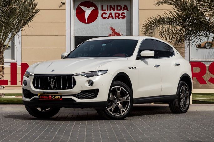 Подержанный Maserati Levante I, 3.0 л, 2020 в Дубае от Linda Cars Белый цвет. GCC | AUTO.AE