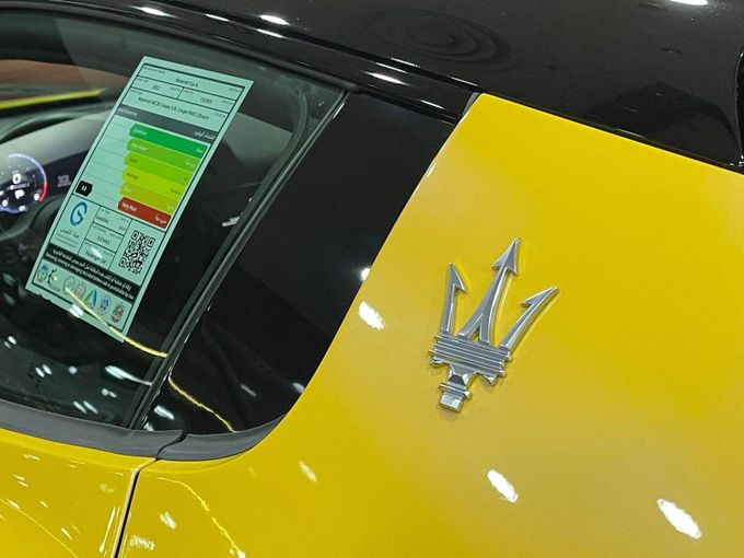 Подержанный Maserati MC20, 3.0 л, 2022 в Дубае от STAR COLLECTION LLC Желтый цвет. GCC | AUTO.AE