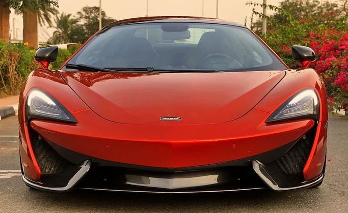 Used McLaren 570S, 3.8 l, 2018 in Dubai by Mohammad Alkarak Motors, Red color. GCC Specs | AUTO.AE