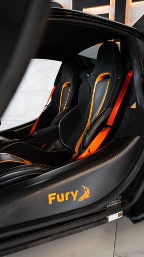 McLaren 720S, 2021 купе спорт класса в Дубае от DEIZ оранжевый цвет | AUTO.AE
