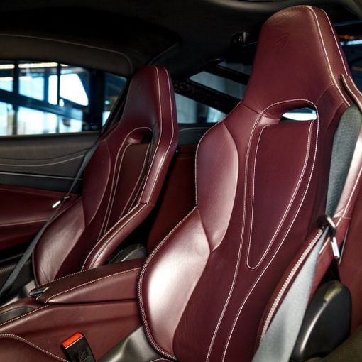 McLaren 720S, 2022 купе спорт класса в Дубае от DEIZ черный цвет | AUTO.AE