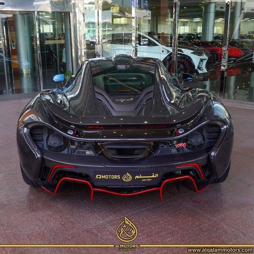Подержанный McLaren P1, 3.8 л, 2015 в Дубае от Q Motors Серый цвет. GCC | AUTO.AE