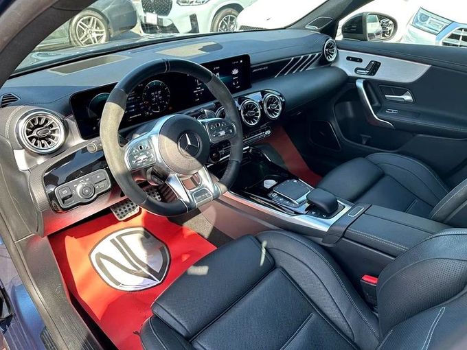 Подержанный Mercedes-Benz A-Class AMG 45 AMG S II (W177), 2.0 л, 2021 в Дубае от Nice Cars Motos Синий цвет. GCC | AUTO.AE