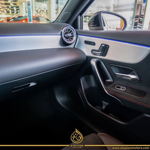 Новый Mercedes-Benz A-Class 180 IV (W177) Рестайлинг, 1.3 л, 2025 в Дубае от Q Motors Черный цвет. GCC | AUTO.AE