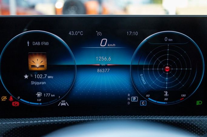 Подержанный Mercedes-Benz A-Class 250 IV (W177), 2.0 л, 2020 в Дубае от Linda Cars Белый цвет. GCC | AUTO.AE