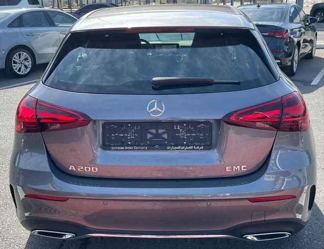 Новый Mercedes-Benz A-Class 200 IV (W177) Рестайлинг, 1.3 л, 2025 в Дубае от Auto Gallery DXB Серый цвет. GCC | AUTO.AE