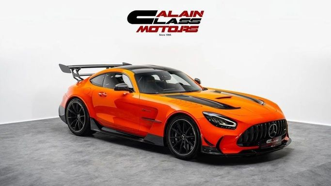 Новый Mercedes-Benz AMG GT Black Series I Рестайлинг, 4.0 л, 2021 в Дубае от Al Ain Class Motors Оранжевый цвет. GCC | AUTO.AE