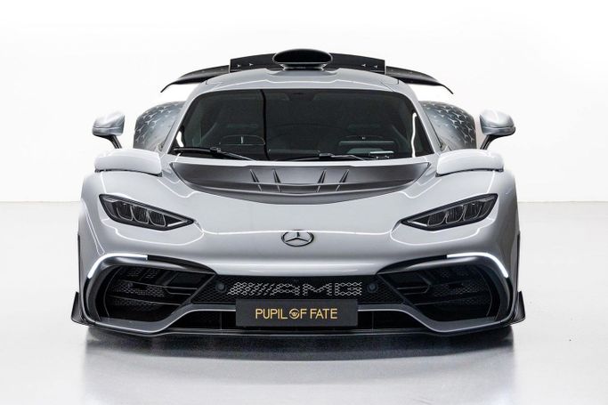 Новый Mercedes-Benz AMG ONE, 1.6 л, 2023 в Дубае от PUPIL OF FATE MOTORS Серебристый цвет. Европейская | AUTO.AE