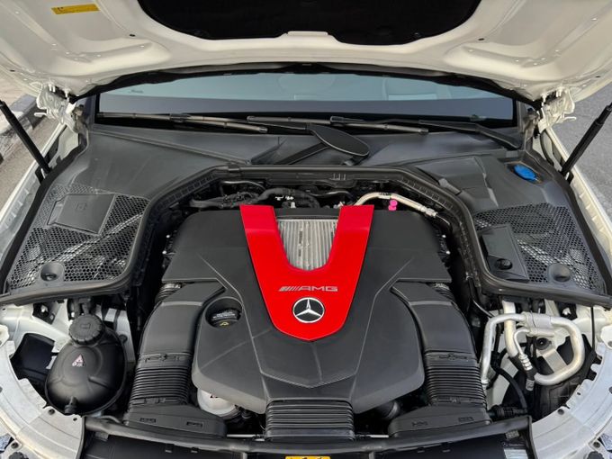 Подержанный Mercedes-Benz C-Class AMG 43 AMG IV (W205) Рестайлинг, 3.0 л, 2019 в Дубае от Saeed Auto Белый цвет. Японская | AUTO.AE
