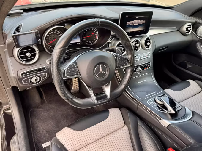 Used Mercedes-Benz C-Class AMG 63 AMG IV (W205), 4.0 l, 2016 in Dubai by Saeed Auto, Black color. Japanese Specs | AUTO.AE