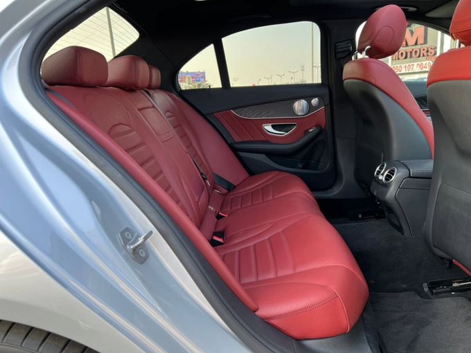 Подержанный Mercedes-Benz C-Class AMG 43 AMG IV (W205) Рестайлинг, 3.0 л, 2018 в Дубае от Saeed Auto Серый цвет. Японская | AUTO.AE