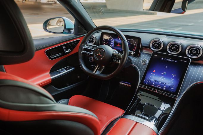 Mercedes-Benz C-Class 200 V (W206), 2022 седан стандарт класса в Дубае от AVA car rental голубой цвет | AUTO.AE