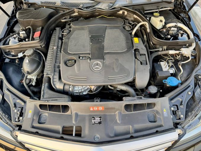 Used Mercedes-Benz C-Class 350 III (W204) Facelift, 3.5 l, 2012 in Dubai by Saeed Auto, Black color. Japanese Specs | AUTO.AE