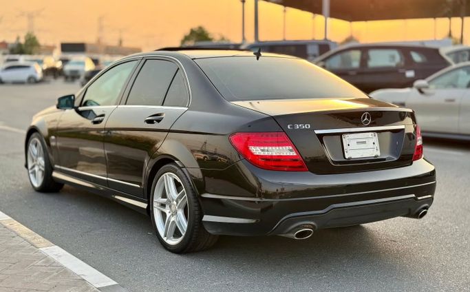 Used Mercedes-Benz C-Class 350 III (W204) Facelift, 3.5 l, 2012 in Dubai by Saeed Auto, Black color. Japanese Specs | AUTO.AE