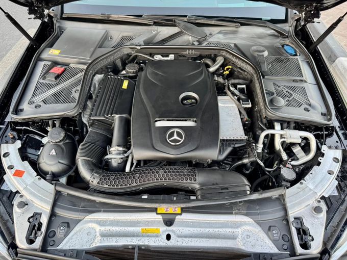 Used Mercedes-Benz C-Class 200 IV (W205), 2.0 l, 2016 in Dubai by Saeed Auto, Black color. Japanese Specs | AUTO.AE