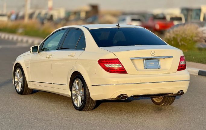 Used Mercedes-Benz C-Class 350 III (W204) Facelift, 3.5 l, 2012 in Dubai by Saeed Auto, White color. Japanese Specs | AUTO.AE