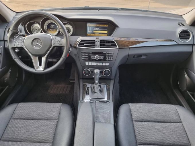 Подержанный Mercedes-Benz C-Class 350 III (W204) Рестайлинг, 3.5 л, 2012 в Дубае от Saeed Auto Серый цвет. Японская | AUTO.AE