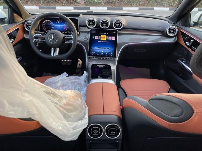 Новый Mercedes-Benz C-Class 200 V (W206), 2.0 л, 2025 в Дубае от Auto Gallery DXB Белый цвет. GCC | AUTO.AE