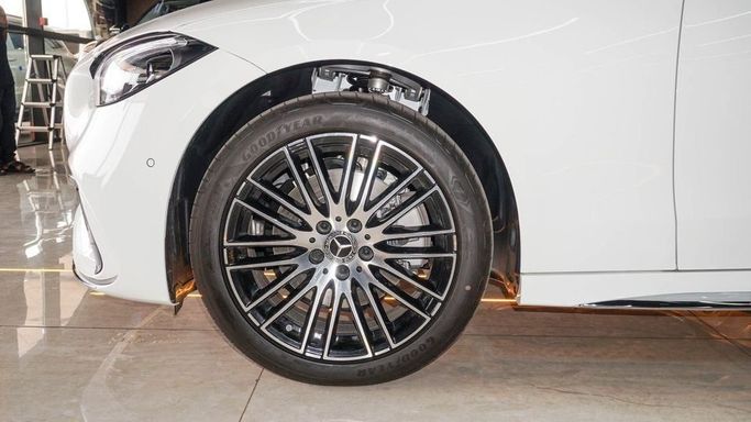 New Mercedes-Benz C-Class 200 L V (W206), 1.5 l, 2025 in Dubai by Najem Motors, White color. Chinese Specs | AUTO.AE