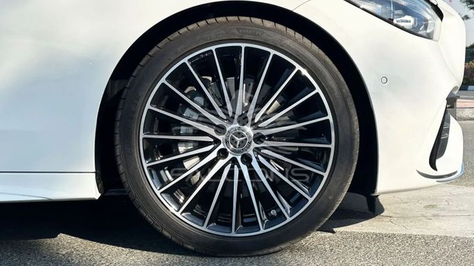 Новый Mercedes-Benz C-Class 200 V (W206), 1.5 л, 2025 в Дубае от Falcons GT Motors FZCO Белый цвет. Other | AUTO.AE