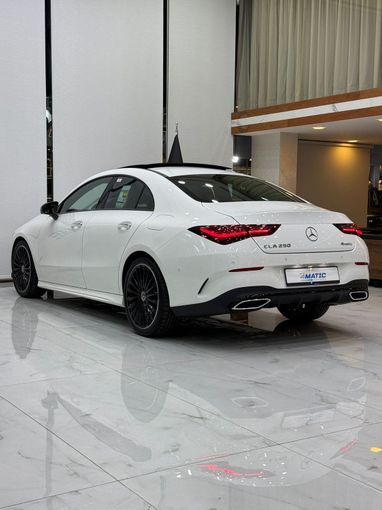 Новый Mercedes-Benz CLA AMG 35 AMG II (C118, X118) Рестайлинг, 2.0 л, 2025 в Дубае от 4 Matic Motors Белый цвет. GCC | AUTO.AE