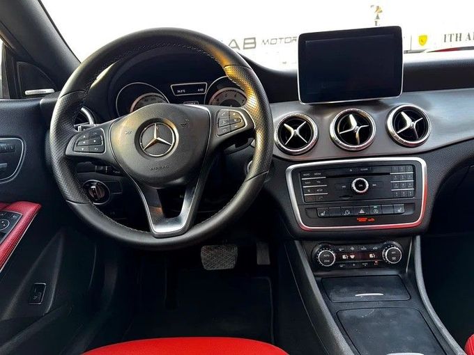 Used Mercedes-Benz CLA 250 I (C117, X117) Facelift, 2.0 l, 2016 in Dubai by Shamil Motors, Grey color.  | AUTO.AE