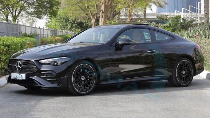 Новый Mercedes-Benz CLE 200, 2.0 л, 2025 в Дубае от Auto Max Group Черный цвет.  | AUTO.AE