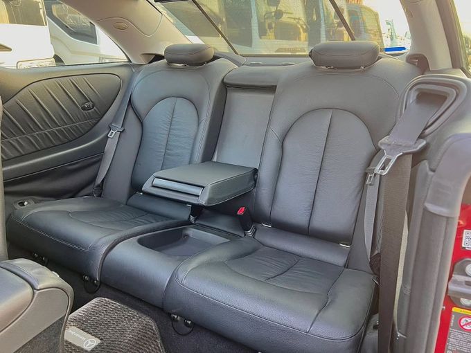Подержанный Mercedes-Benz CLK-Class 320 II (W209) Рестайлинг, 3.0 л, 2008 в Дубае от Saeed Auto Красный цвет. Японская | AUTO.AE