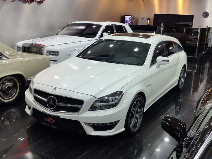 Used Mercedes-Benz CLS AMG II (W218), 5.5 l, 2014 in Dubai by STAR COLLECTION LLC, White color. Japanese Specs | AUTO.AE