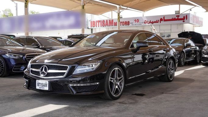 Подержанный Mercedes-Benz CLS AMG 63 AMG II (W218), 5.5 л, 2012 в Дубае от Ibitisam Motors Черный цвет.  | AUTO.AE