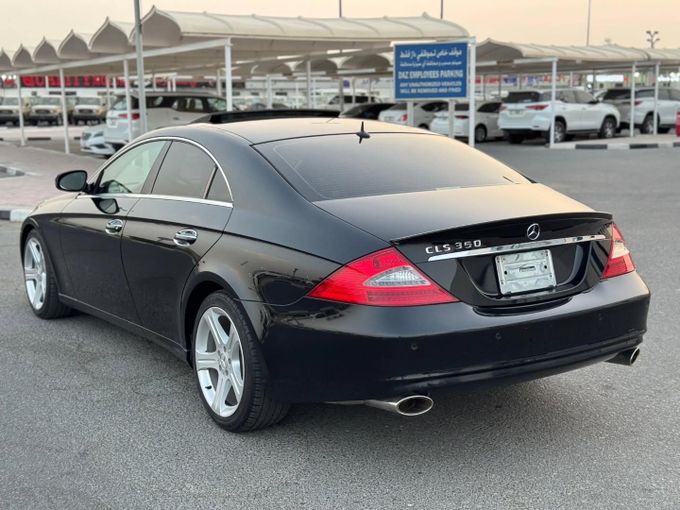 Подержанный Mercedes-Benz CLS 350 I (C219), 3.5 л, 2007 в Дубае от Saeed Auto Черный цвет. Японская | AUTO.AE