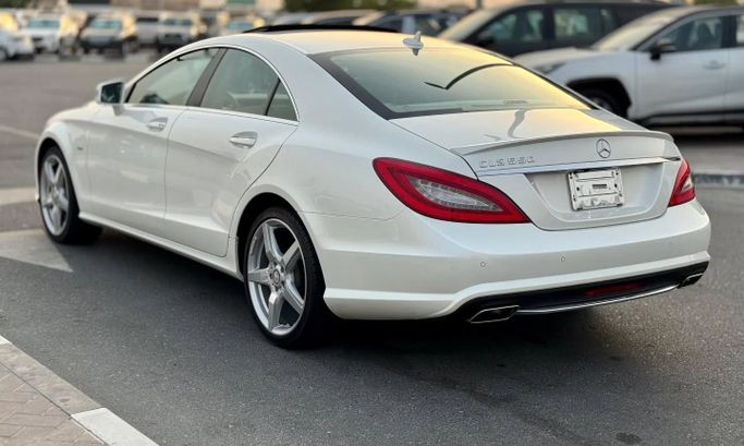Used Mercedes-Benz CLS 550 II (C218), 4.7 l, 2012 in Dubai by Saeed Auto, White color. Japanese Specs | AUTO.AE