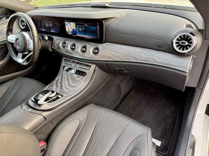 Подержанный Mercedes-Benz CLS 450 III (C257), 3.0 л, 2018 в Дубае от Saeed Auto Белый цвет. Японская | AUTO.AE