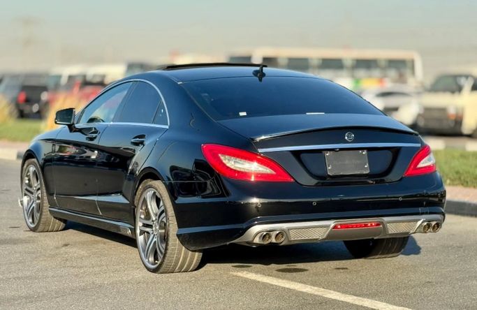 Подержанный Mercedes-Benz CLS 350 II (C218), 3.5 л, 2014 в Дубае от Saeed Auto Черный цвет. Японская | AUTO.AE