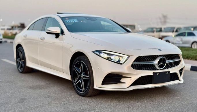 Used Mercedes-Benz CLS 450 III (C257), 3.0 l, 2018 in Dubai by Saeed Auto, White color. Japanese Specs | AUTO.AE