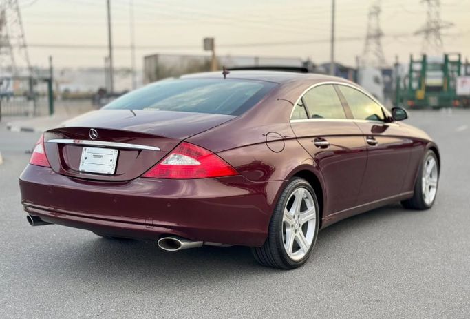 Used Mercedes-Benz CLS 350 I (C219), 3.5 l, 2007 in Dubai by Saeed Auto, Burgundy color. Japanese Specs | AUTO.AE