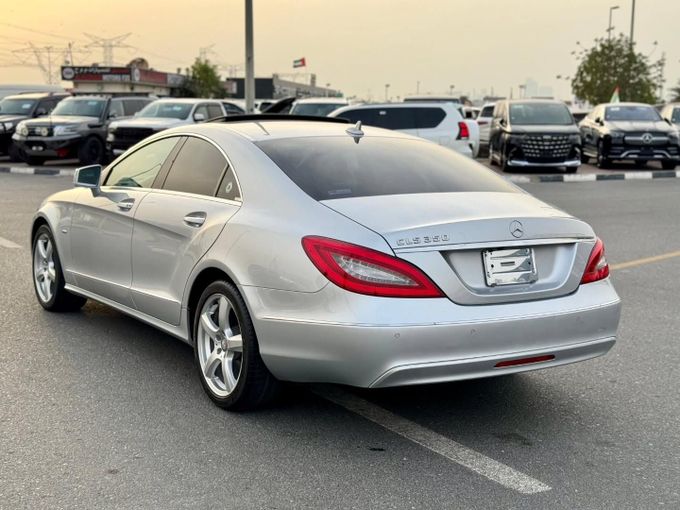 Подержанный Mercedes-Benz CLS 350 II (C218), 3.5 л, 2012 в Дубае от Saeed Auto Серый цвет. Японская | AUTO.AE
