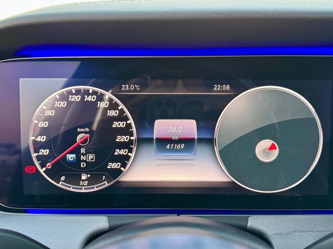 Подержанный Mercedes-Benz CLS 450 III (C257), 3.0 л, 2019 в Дубае от Saeed Auto Черный цвет. Японская | AUTO.AE