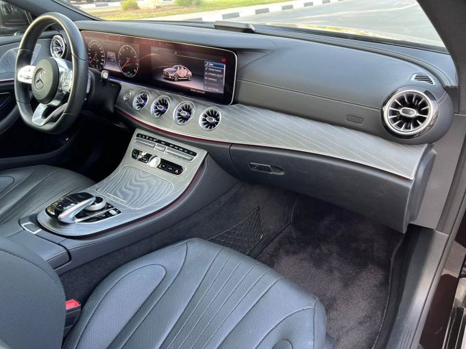 Подержанный Mercedes-Benz CLS 450 III (C257), 3.0 л, 2019 в Дубае от Saeed Auto Черный цвет. Японская | AUTO.AE