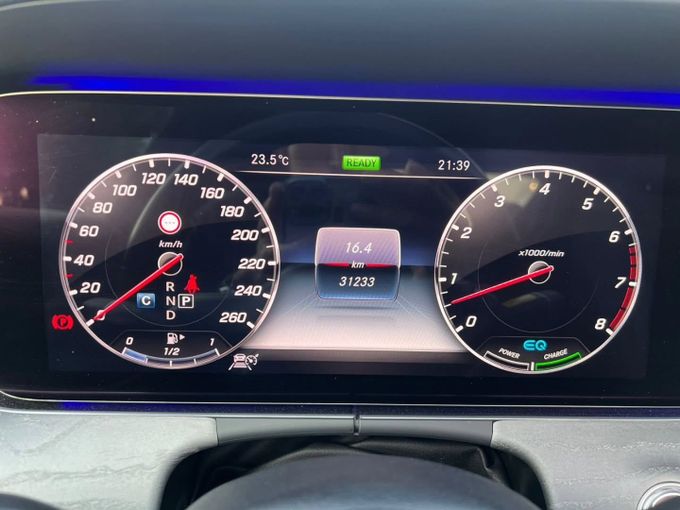 Подержанный Mercedes-Benz CLS 450 III (C257), 3.0 л, 2019 в Дубае от Saeed Auto Черный цвет. Японская | AUTO.AE