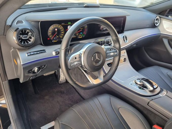 Подержанный Mercedes-Benz CLS 450 III (C257), 3.0 л, 2019 в Дубае от Saeed Auto Черный цвет. Японская | AUTO.AE