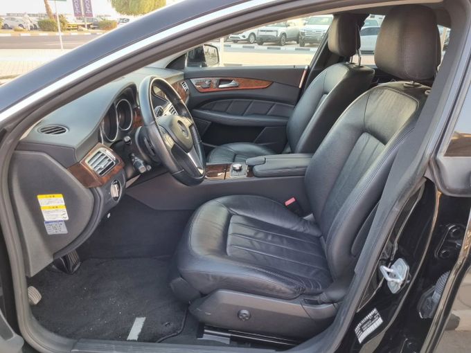 Used Mercedes-Benz CLS 350 II (C218), 3.5 l, 2012 in Dubai by Saeed Auto, Black color. Japanese Specs | AUTO.AE