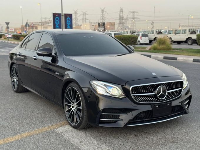 Подержанный Mercedes-Benz E-Class AMG 43 AMG V (W213), 3.0 л, 2017 в Дубае от Saeed Auto Черный цвет. Японская | AUTO.AE