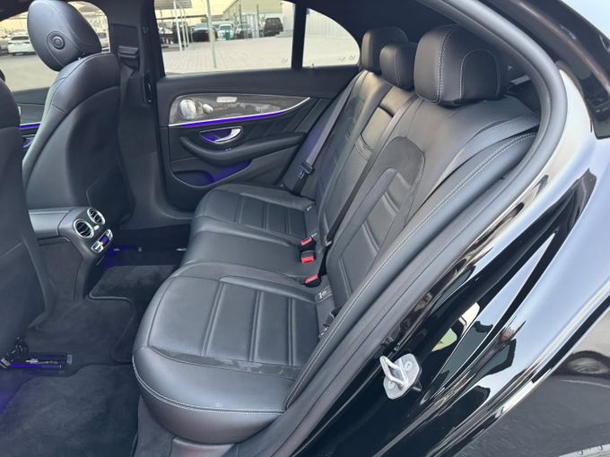 Подержанный Mercedes-Benz E-Class AMG 43 AMG V (W213), 3.0 л, 2017 в Дубае от Saeed Auto Черный цвет. Японская | AUTO.AE