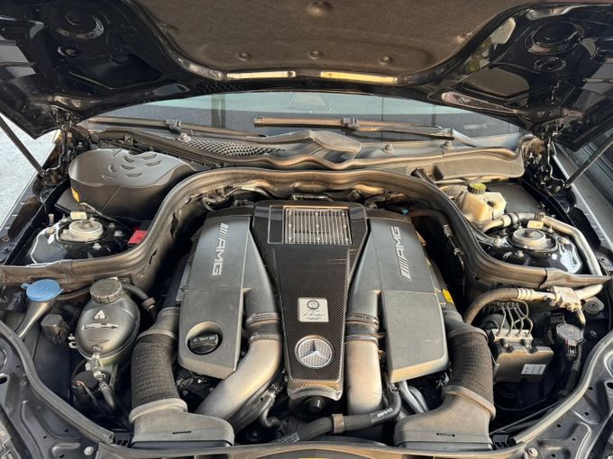 Подержанный Mercedes-Benz E-Class AMG 63 AMG S IV (W212, S212) Рестайлинг, 5.5 л, 2014 в Дубае от Saeed Auto Черный цвет. Японская | AUTO.AE