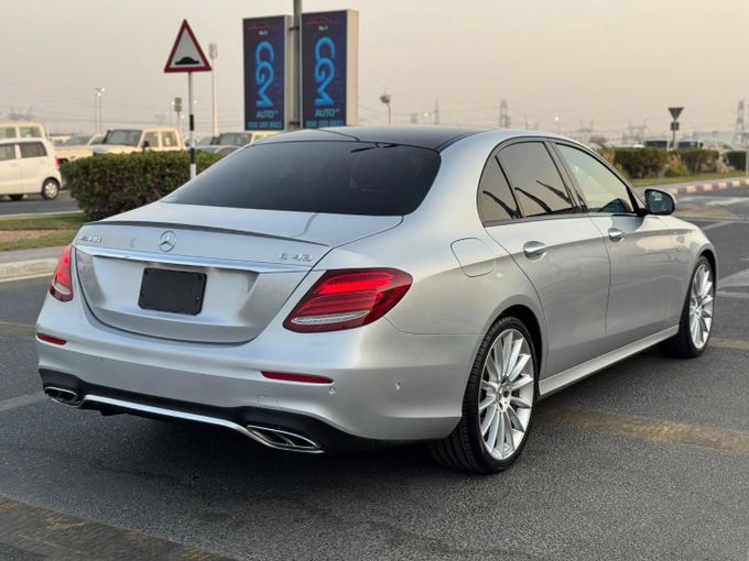 Used Mercedes-Benz E-Class AMG 43 AMG V (W213), 3.0 l, 2017 in Dubai by Saeed Auto, Silver color. Japanese Specs | AUTO.AE