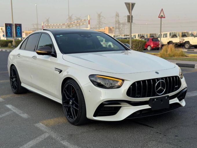 Used Mercedes-Benz E-Class AMG 63 AMG S V (W213) Facelift, 4.0 l, 2021 in Dubai by Saeed Auto, White color. Japanese Specs | AUTO.AE
