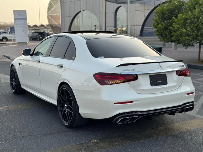 Used Mercedes-Benz E-Class AMG 63 AMG S V (W213) Facelift, 4.0 l, 2021 in Dubai by Saeed Auto, White color. Japanese Specs | AUTO.AE