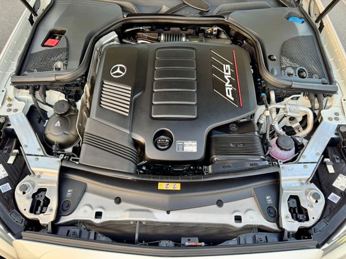 Used Mercedes-Benz E-Class AMG 53 AMG V (W213) Facelift, 3.0 l, 2022 in Dubai by Saeed Auto, White color. Japanese Specs | AUTO.AE